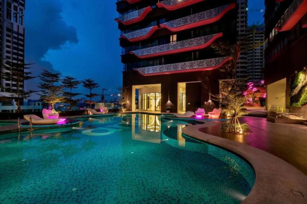 Stylish Klcc 2 Bedroom *